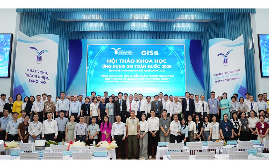 Applying GIS, GPS & Remote Sensing in Smart Urban Planning and Management