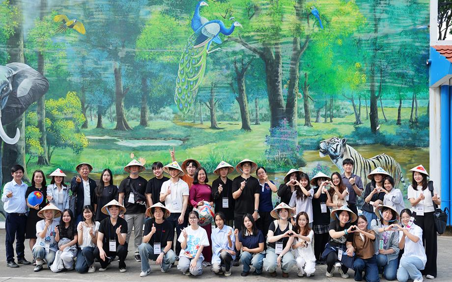 Cultural Exchange Program between Thu Dau Mot University Students and Universities in Yeongdo District (Busan, Republic of Korea)
